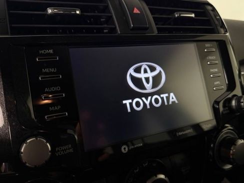 Used 2022 Toyota 4Runner TRD Off-Road AWD/4WD image 24