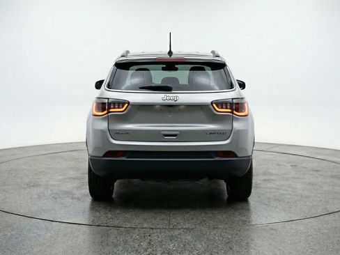 Used 2025 Jeep Compass Limited AWD/4WD image 7