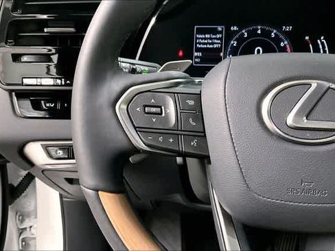 Used 2023 Lexus RX 350 Premium w/ Accessory Package AWD/4WD image 11
