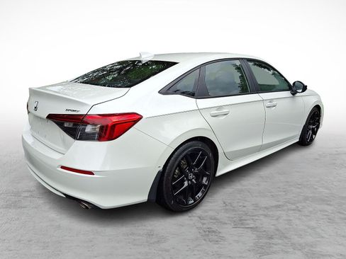 Used 2023 Honda Civic Sport image 6