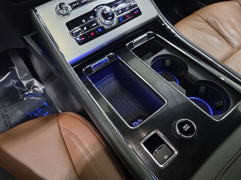 Used 2023 Lincoln Aviator Reserve w/ Equipment Group 201A image 25