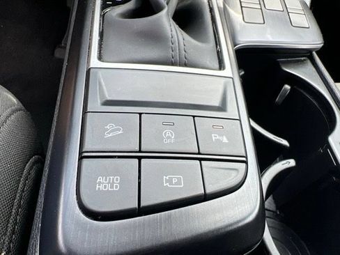 Used 2026 Kia Sportage LX FWD image 26