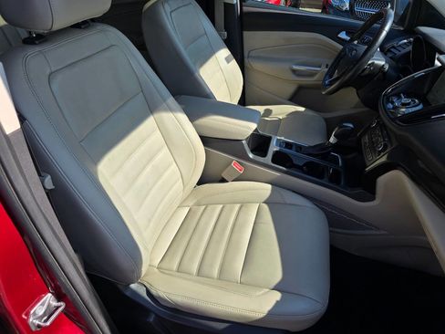 Used 2017 Ford Escape Titanium w/ Equipment Group 301A image 30