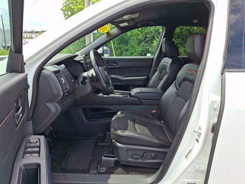 Certified 2024 Nissan Pathfinder Rock Creek AWD/4WD image 16