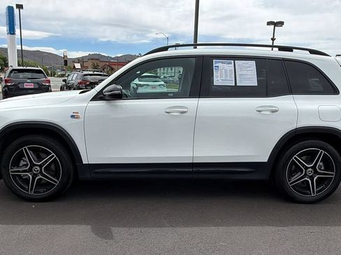 Used 2023 Mercedes-Benz GLB 250 4MATIC image 6