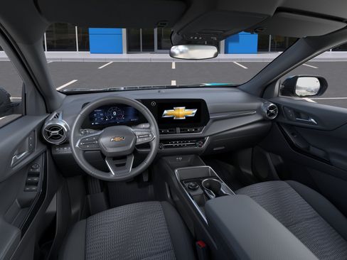 New 2027 Chevrolet Equinox LT FWD image 15
