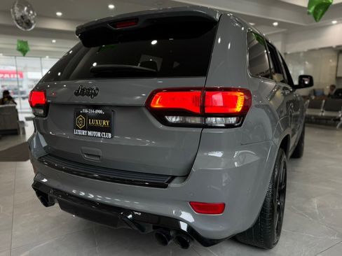 Used 2021 Jeep Grand Cherokee Trackhawk w/ Trailer Tow Group IV AWD/4WD image 8