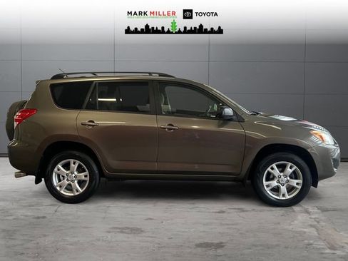Used 2012 Toyota RAV4 4WD w/ Upgrade Value Pkg image 6