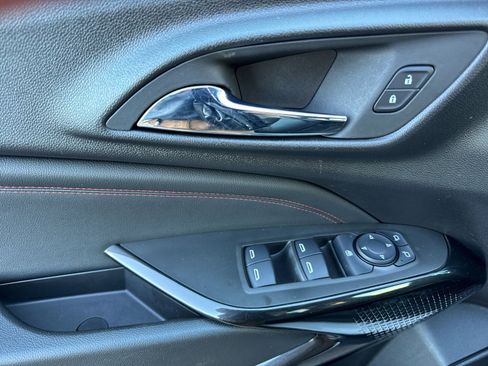 Used 2024 Chevrolet Trax RS w/ Driver Confidence Package image 11