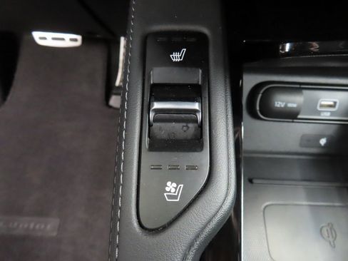 Used 2022 Kia Telluride SX w/ SX Prestige Package image 58