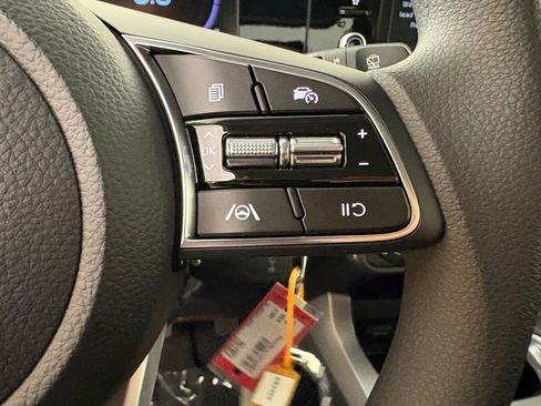 New 2026 Kia Seltos LX FWD image 24