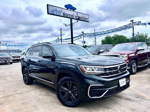 Used 2021 Volkswagen Atlas SE w/ Panoramic Sunroof Package FWD image 1
