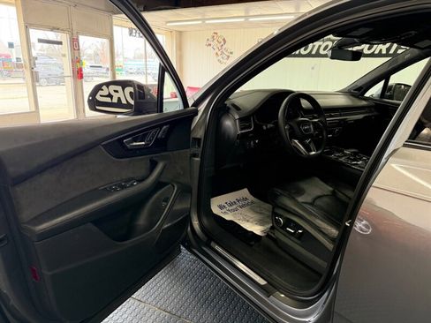 Used 2018 Audi Q7 3.0T Prestige image 26