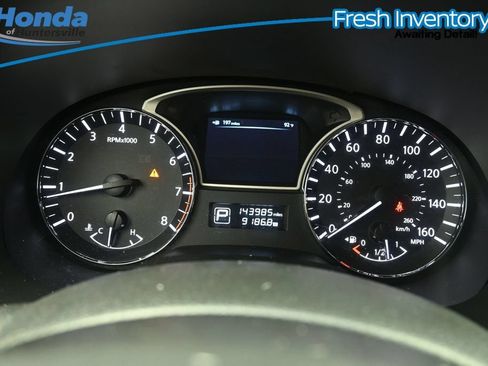 Used 2013 Nissan Pathfinder SL FWD image 14