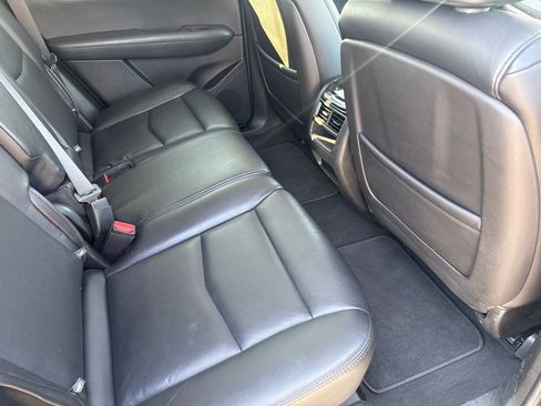 Used 2019 Cadillac XT5 Premium Luxury AWD/4WD image 17