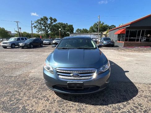 Used 2010 Ford Taurus SEL image 1