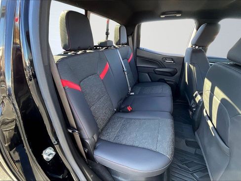 Used 2024 Chevrolet Colorado Z71 w/ Z71 Convenience Package 2 image 27