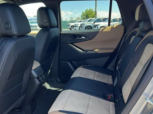 New 2026 Chevrolet Equinox ACTIV AWD/4WD image 13