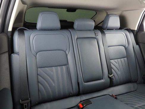 Used 2023 Nissan Ariya Platinum+ image 16