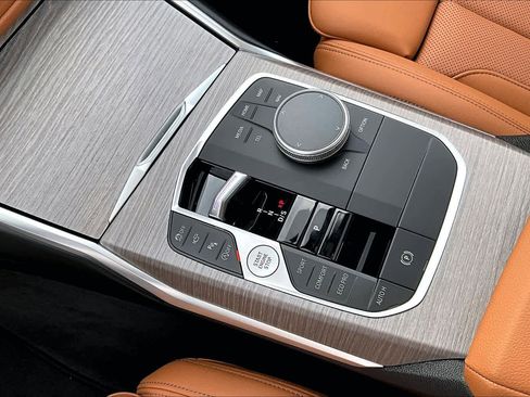 New 2026 BMW 330i 330i w/ M Sport Package image 8