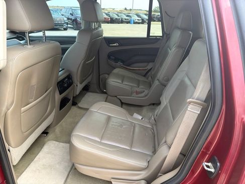 Used 2016 Chevrolet Tahoe LTZ AWD/4WD image 30
