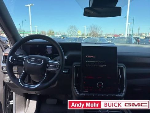 New 2026 GMC Yukon XL Denali w/ Sun & Power Step Package AWD/4WD image 24