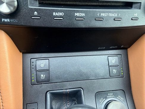 Used 2016 Lexus RC 200t w/ Premium Package RWD image 8