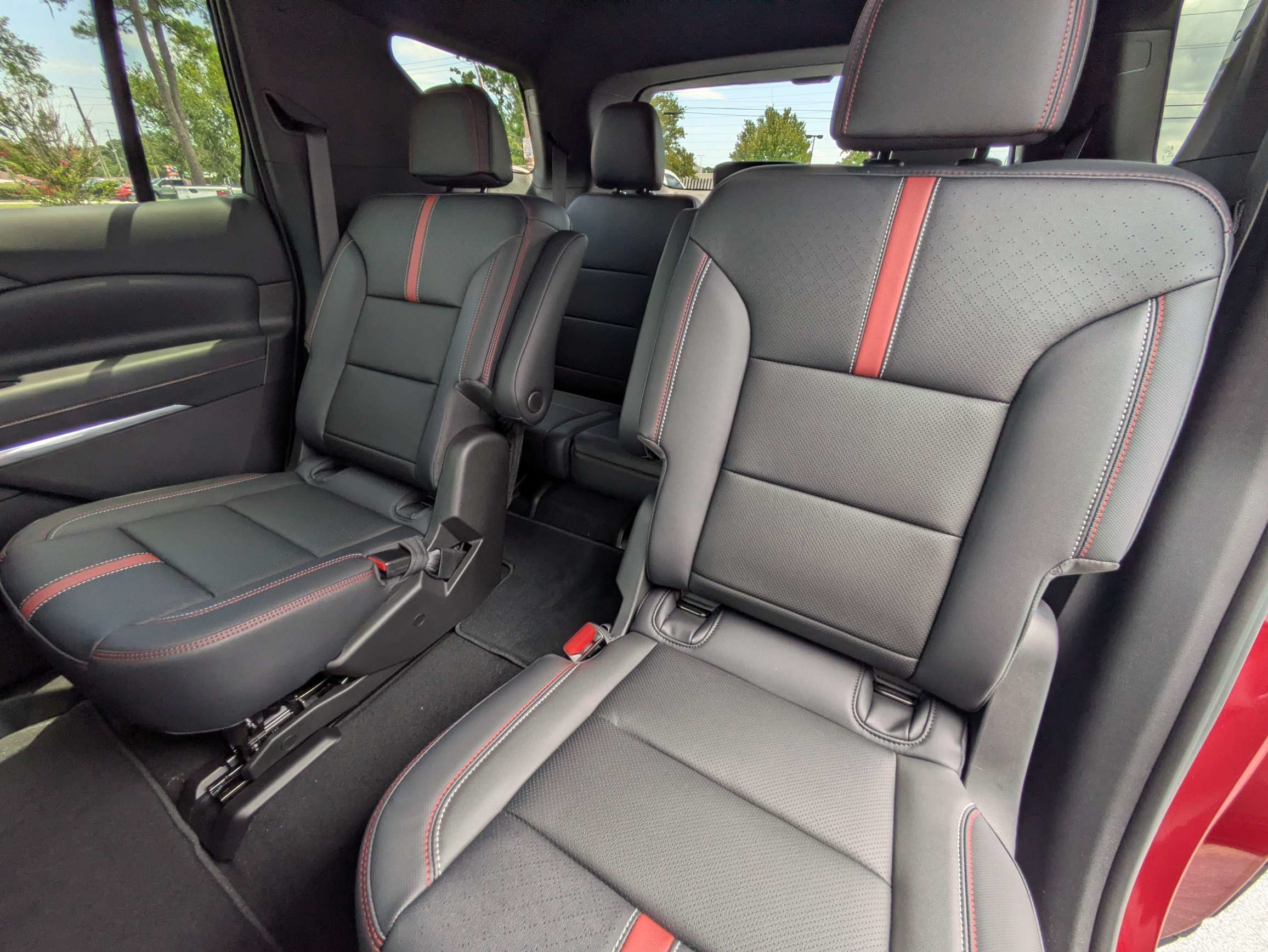 New 2026 Chevrolet Traverse RS FWD image 10