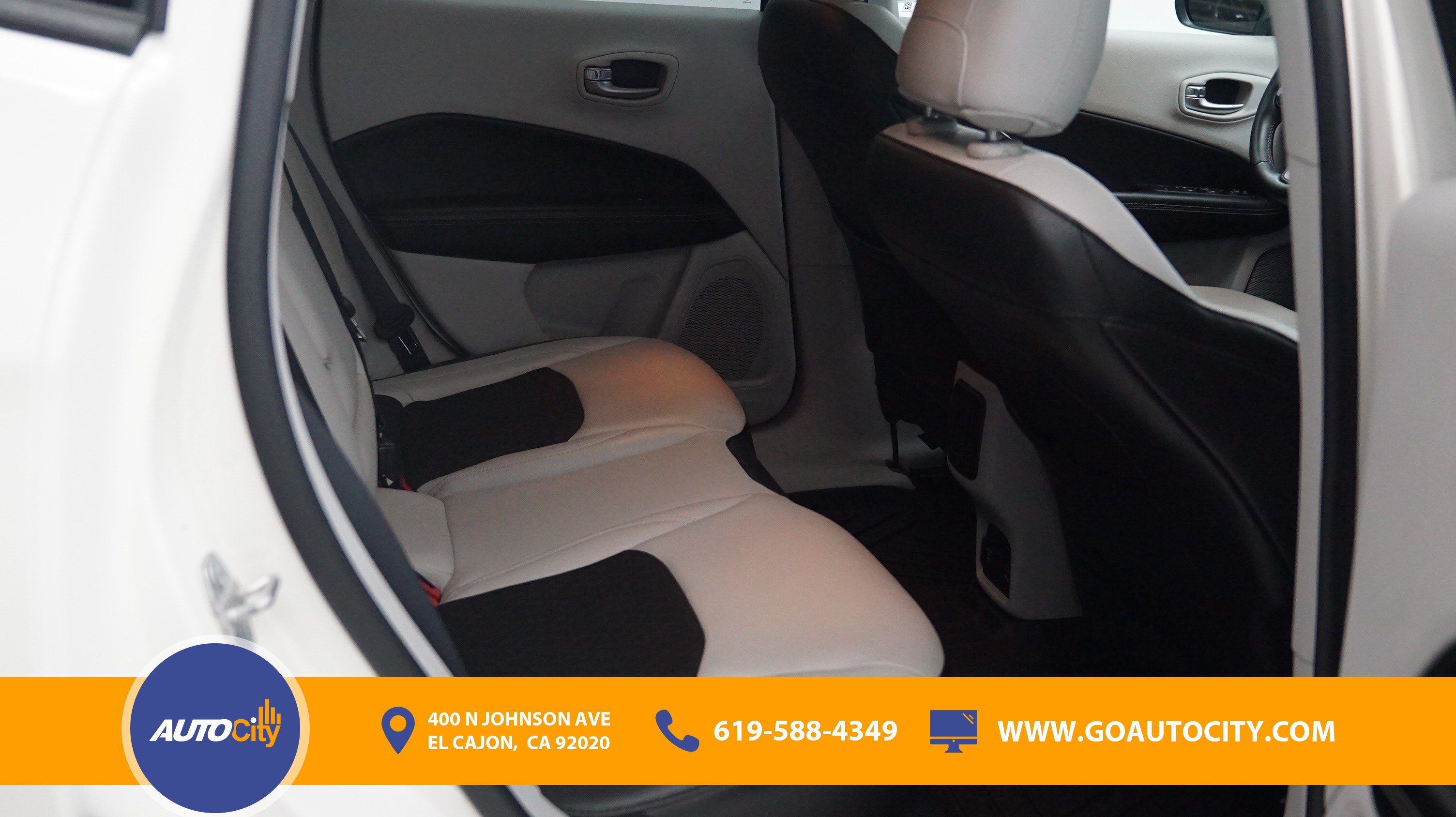 Used 2018 Jeep Compass Latitude w/ Popular Equipment Group AWD/4WD image 13