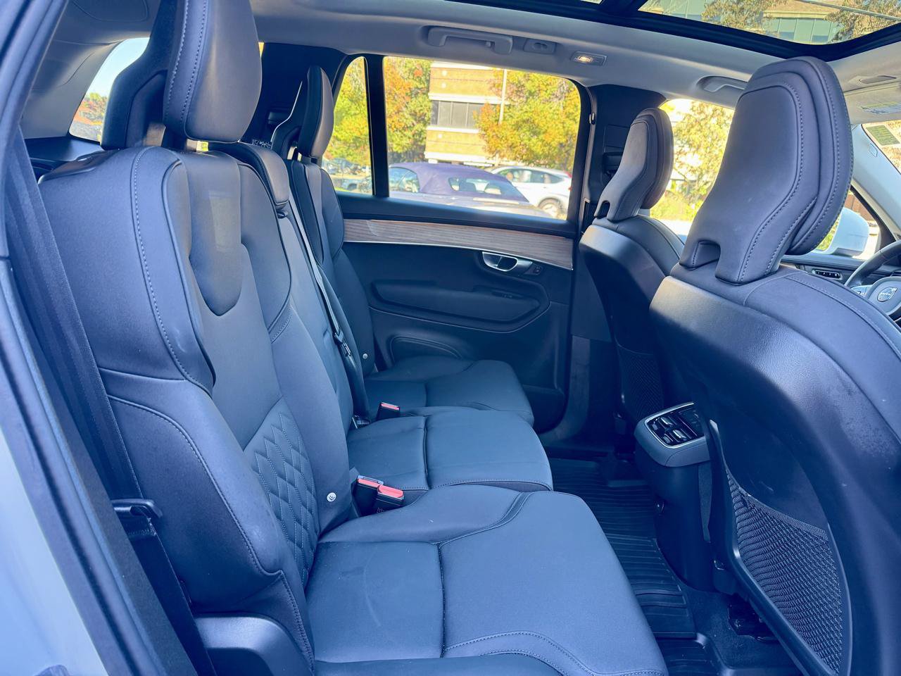 Used 2025 Volvo XC90 B6 Plus w/ Protection Package Premier AWD/4WD image 20