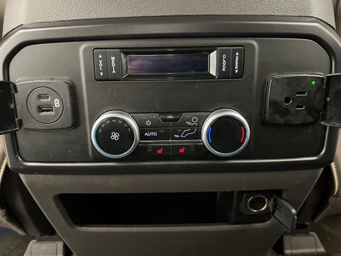 Used 2021 Ford Expedition Limited w/ Cargo Package RWD image 29