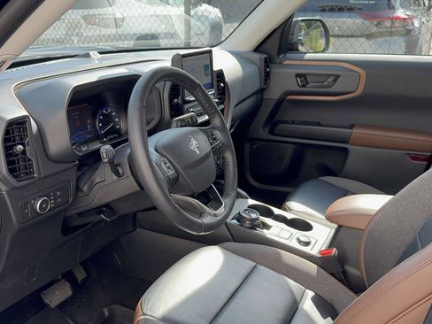 Used 2022 Ford Bronco Sport Outer Banks w/ Tech Package AWD/4WD image 13