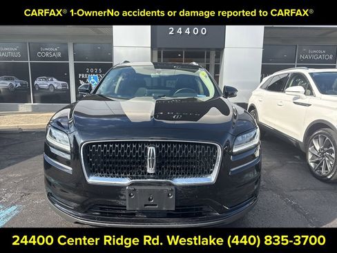 Used 2023 Lincoln Nautilus Reserve w/ Monochromatic Package image 2