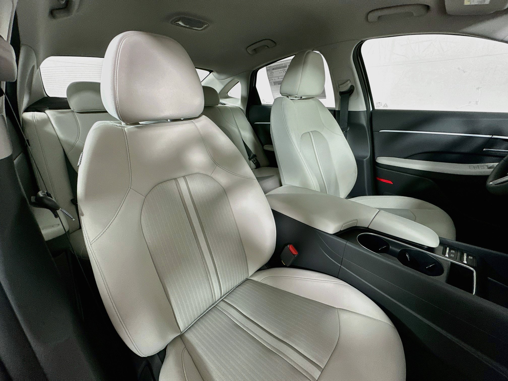 New 2026 Hyundai Sonata SEL AWD/4WD image 25