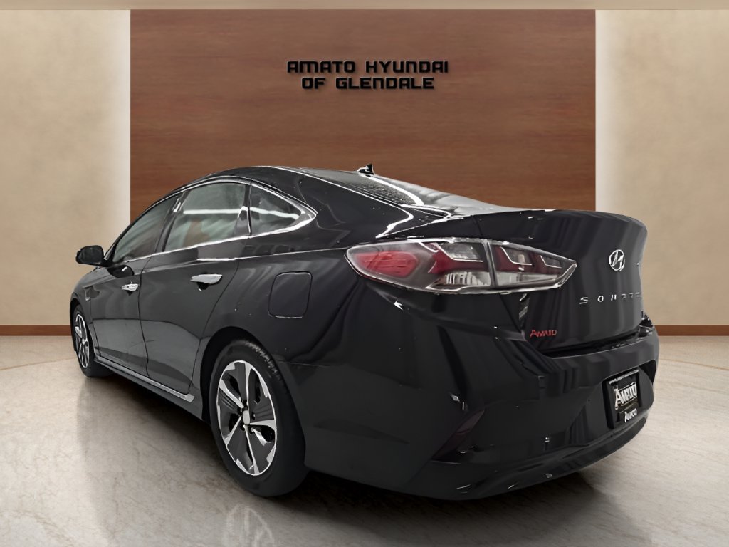 Used 2019 Hyundai Sonata Limited w/ Ultimate Package 02 FWD image 5