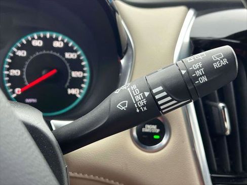 Used 2023 Chevrolet Traverse LS image 24