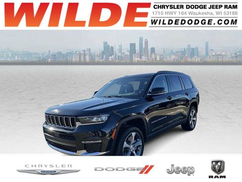 New 2025 Jeep Grand Cherokee L Limited w/ Trailer Tow Package image 1