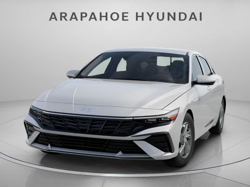 New 2026 Hyundai Elantra SE FWD image 7