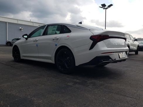 New 2026 Kia K5 GT-Line w/ GT-Line Premium Package FWD image 4