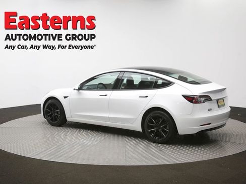 Used 2023 Tesla Model 3 Standard Range image 59