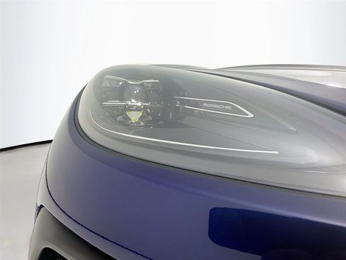 New 2026 Porsche Macan Turbo image 24