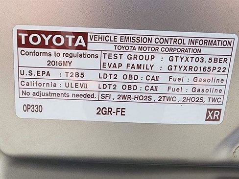 Used 2016 Toyota Highlander Limited FWD image 17
