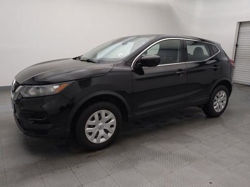 Used 2020 Nissan Rogue Sport S image 2