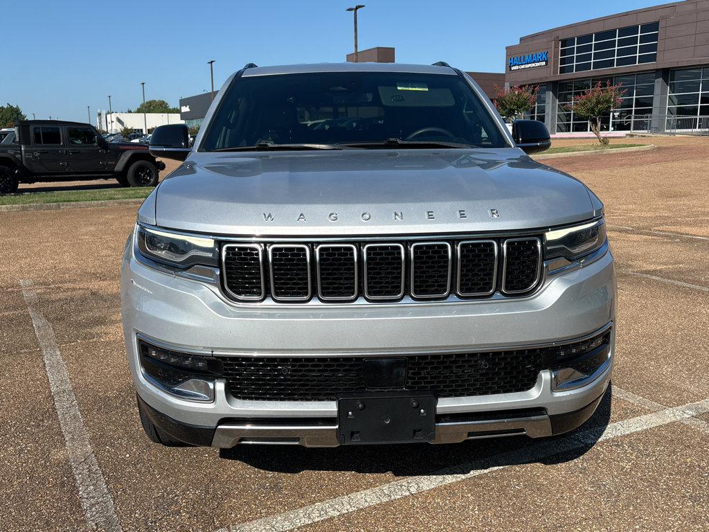 Used 2024 Jeep Wagoneer Series III AWD/4WD image 2