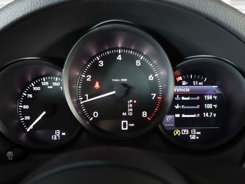 New 2026 Porsche Macan AWD/4WD image 15