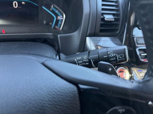 Used 2022 Honda Odyssey Elite image 27