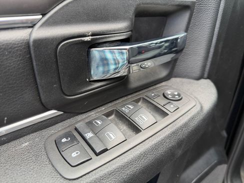 Used 2022 RAM 1500 Classic Warlock AWD/4WD image 19