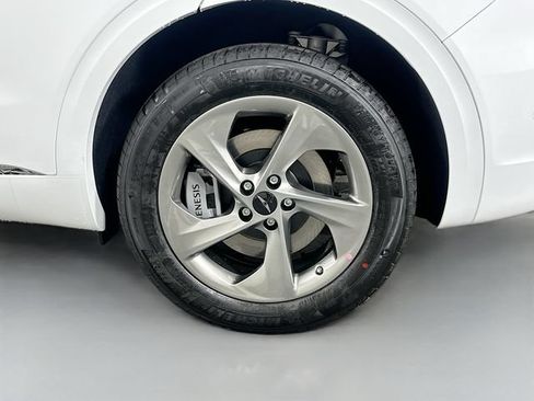 New 2026 Genesis GV70 2.5T Advanced AWD/4WD image 23