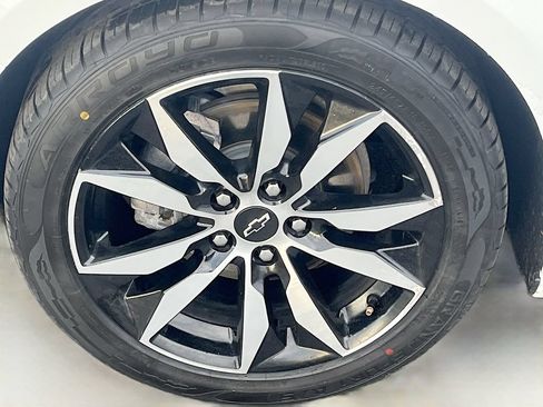 Used 2020 Chevrolet Malibu RS FWD image 29