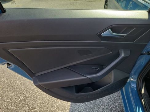 Used 2025 Volkswagen Jetta S FWD image 18